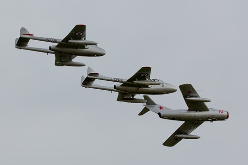 Vampires amd MiG-15